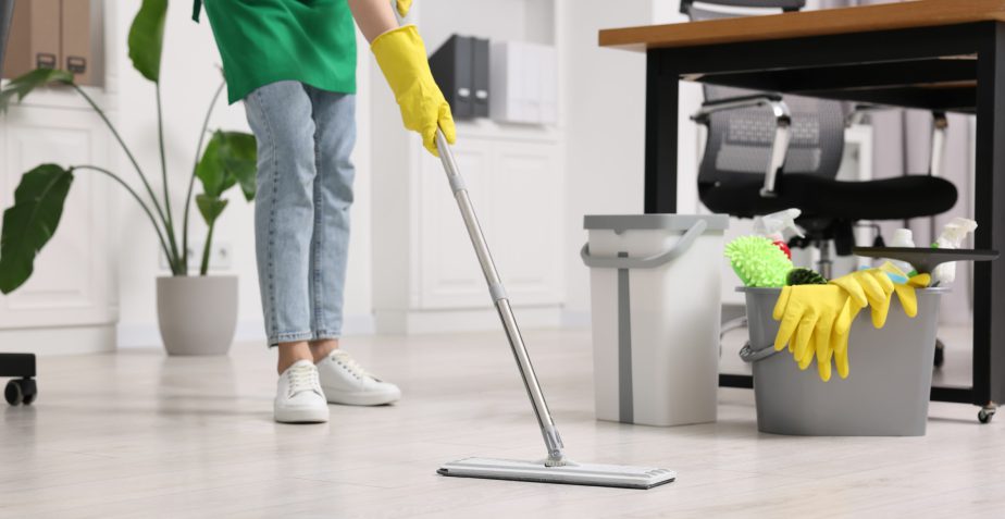 How House Cleaning Services Can Save You Time and Stress