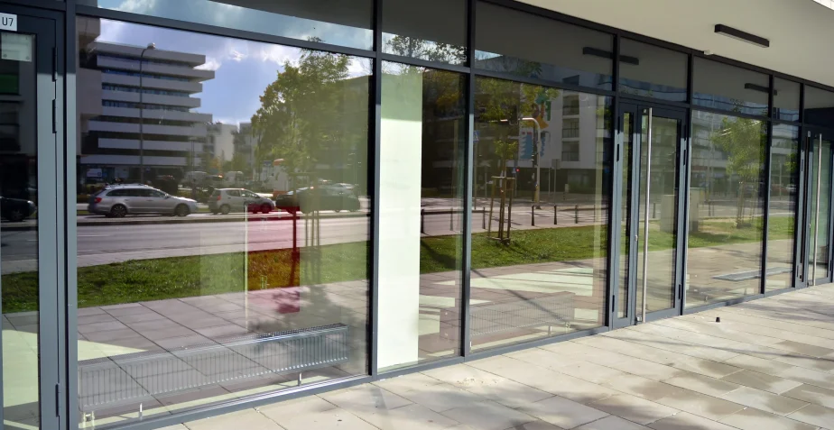 Upgrade Your Business with High-Quality Commercial Glass Doors and Windows