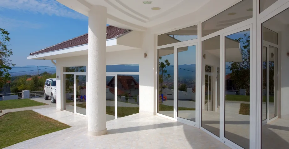 Window Companies Near Me Des Plaines | Real Exteriors